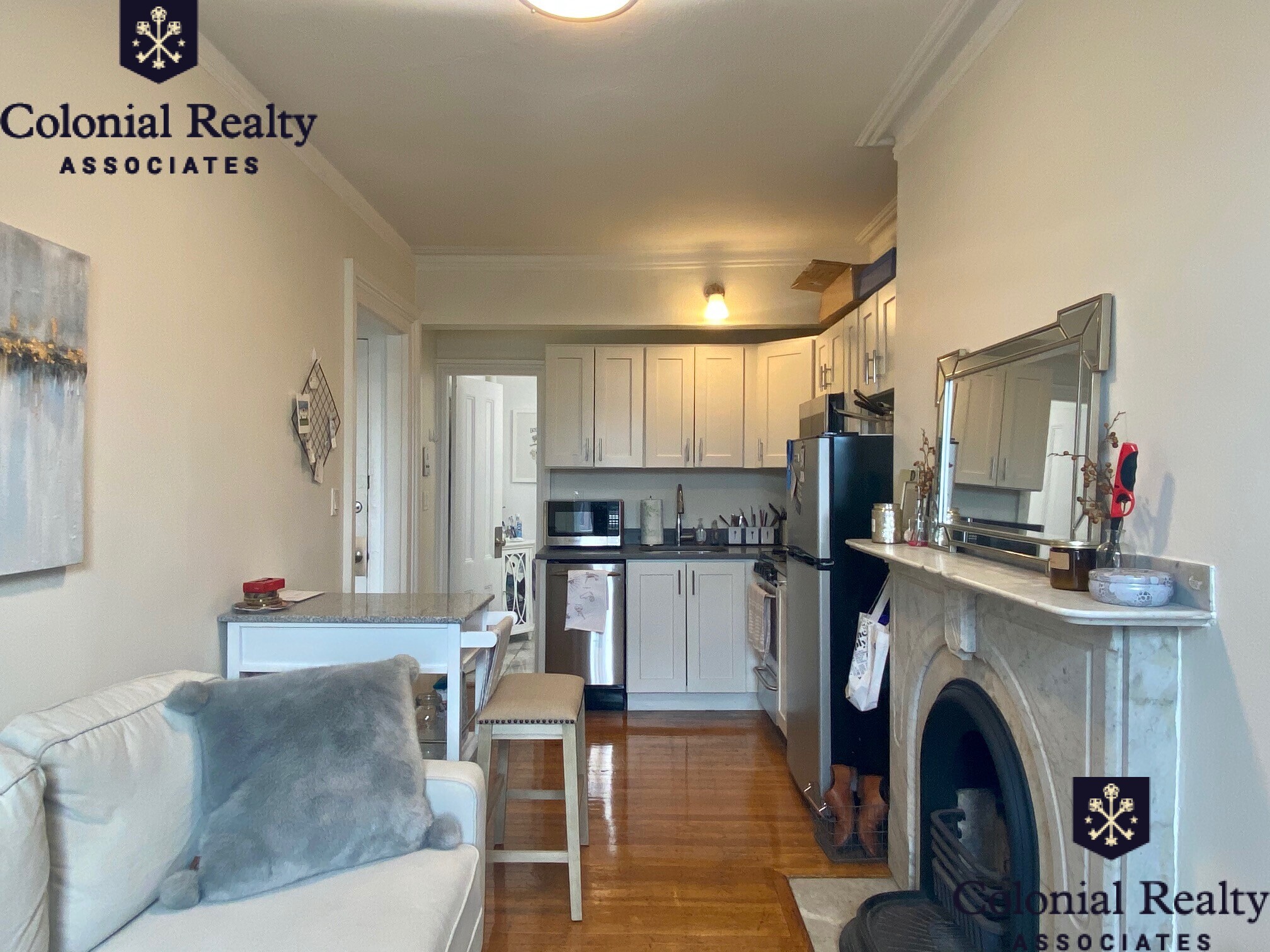 86 Charles St, Beacon Hill