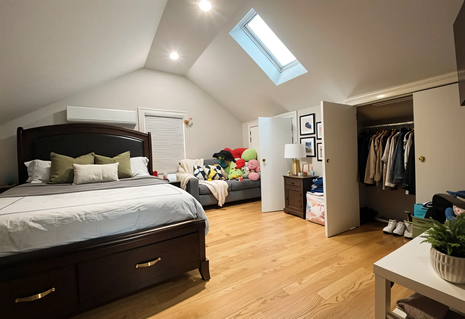 21 Chestnut Hill Ave, Brighton