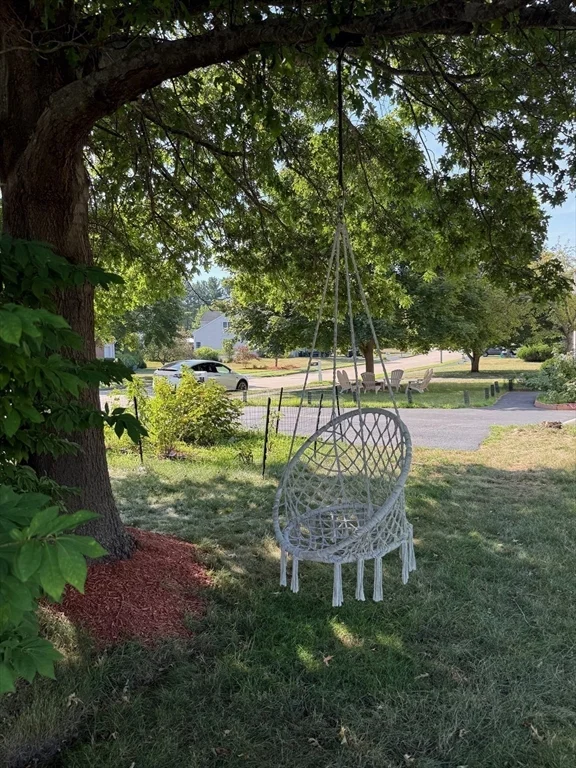 10 Ptarmigan Dr, Shrewsbury