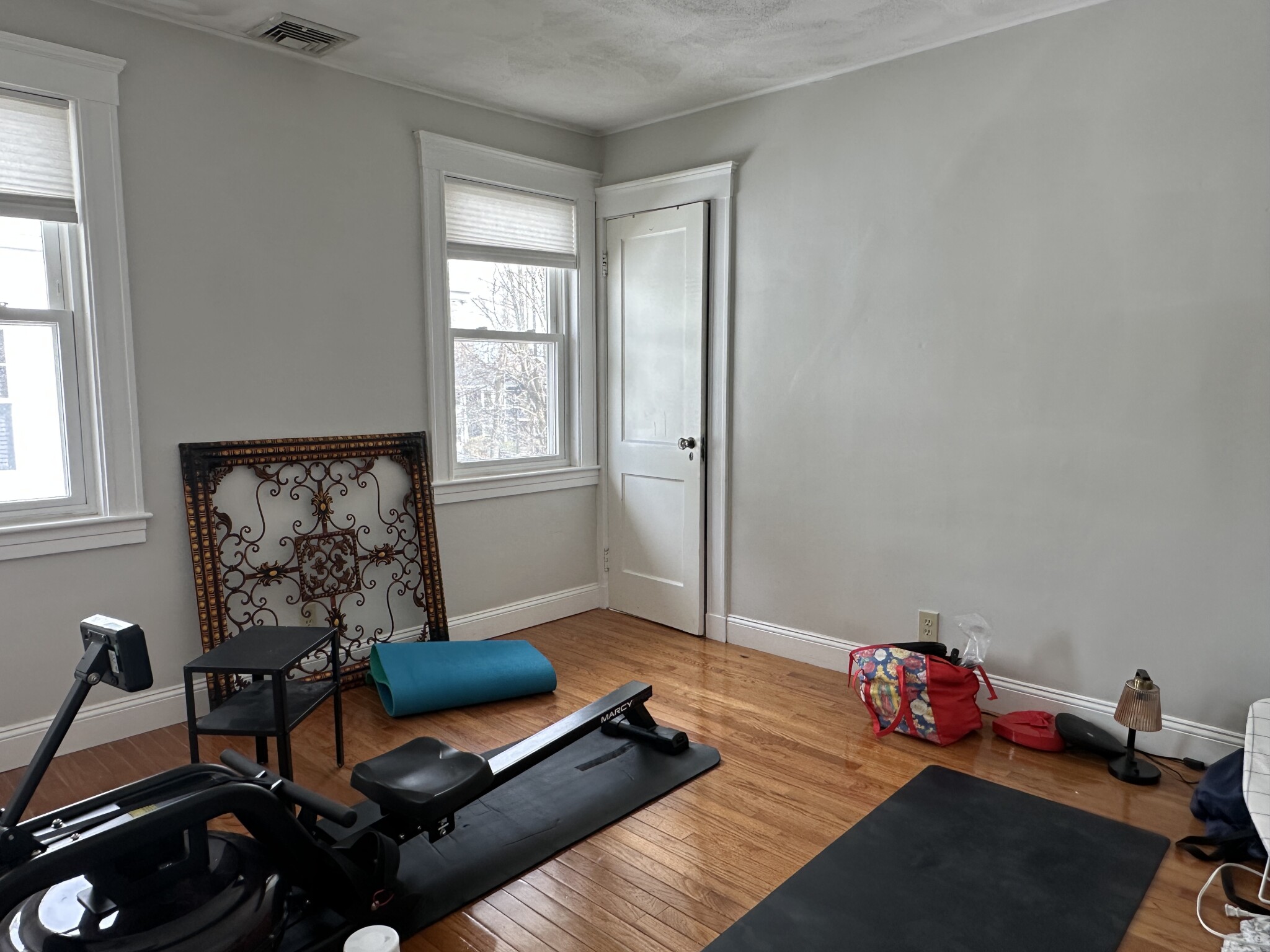 67 Withington Rd, Newtonville