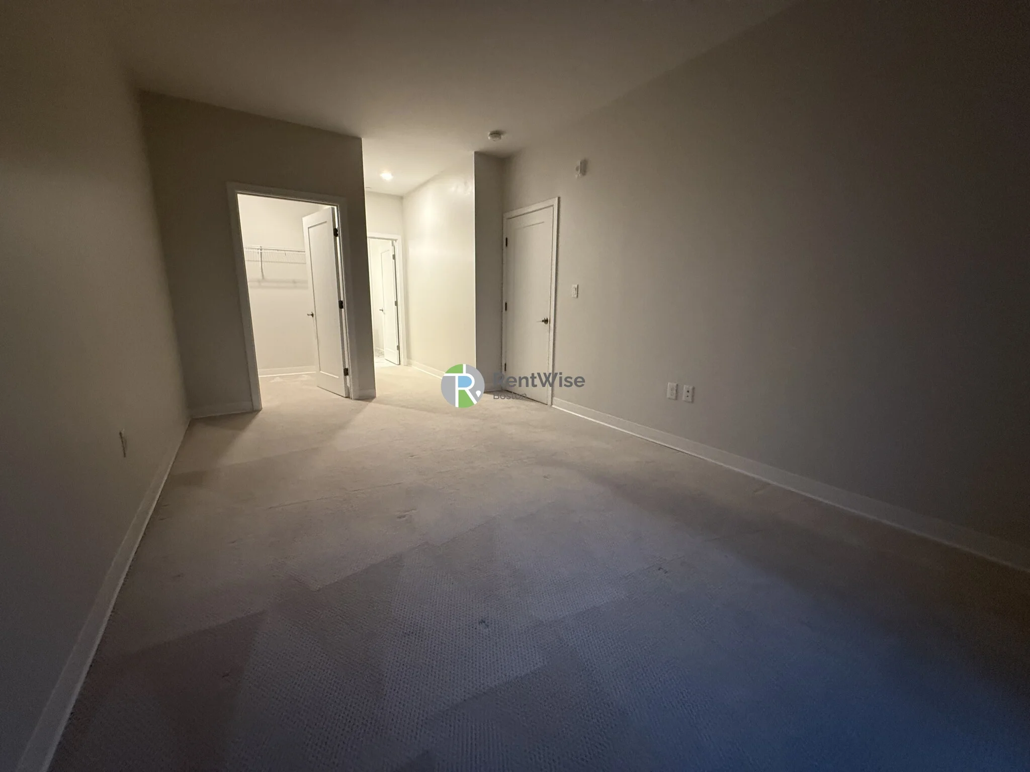 289 Walk Hill St, Roslindale