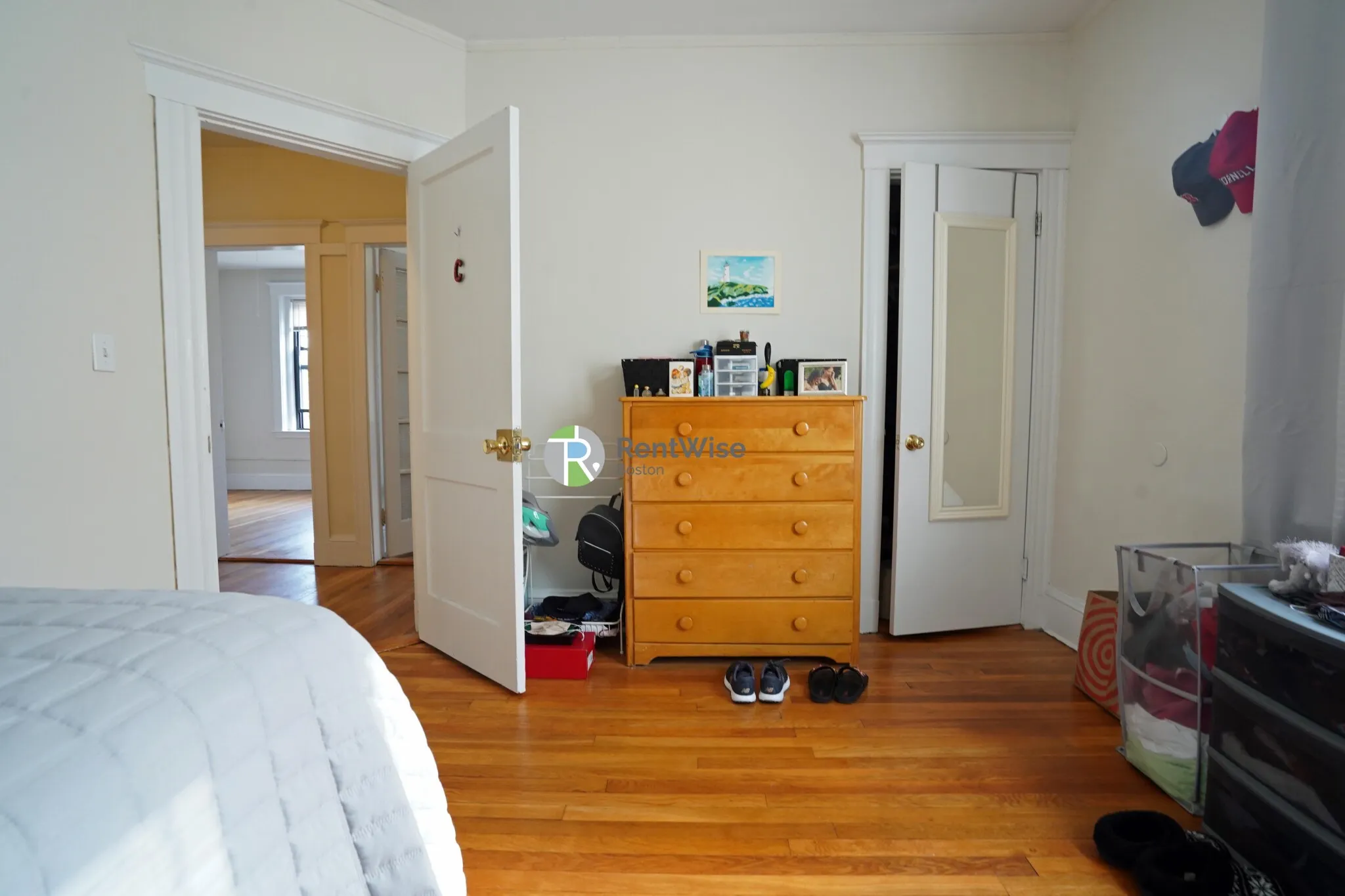 39 Clinton St, Mid-Cambridge