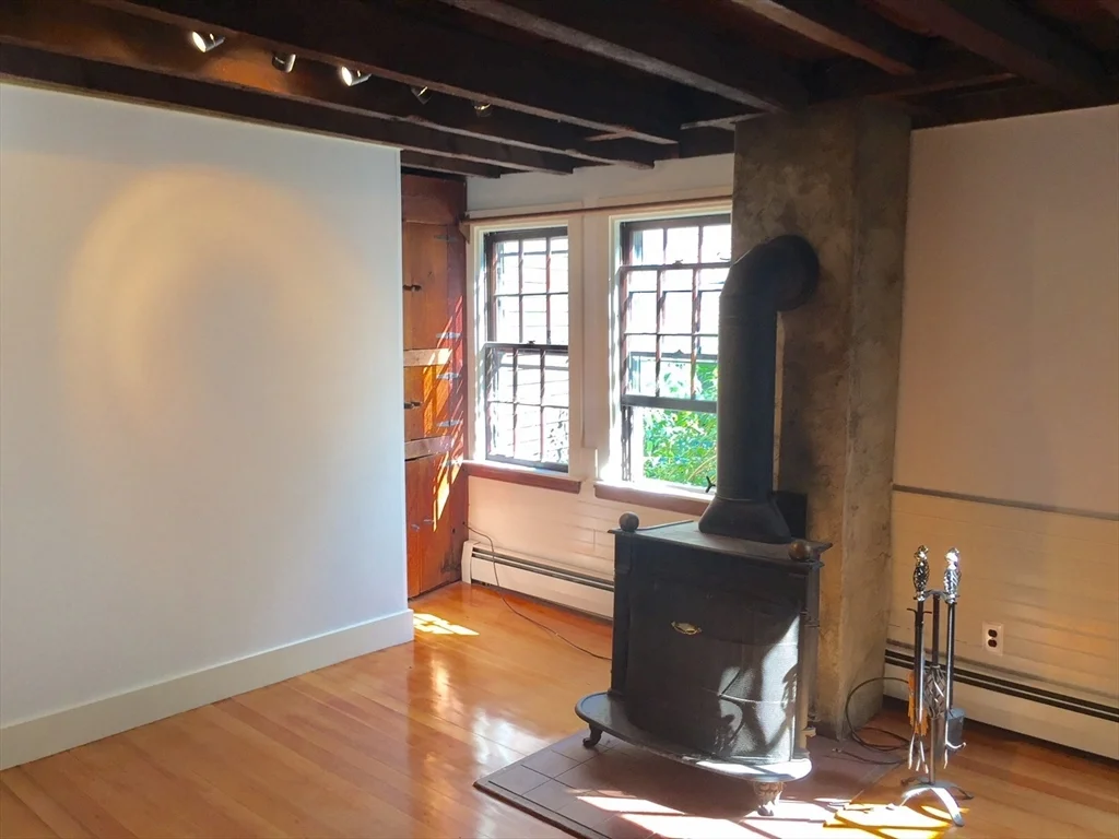 20 Putnam St, Charlestown