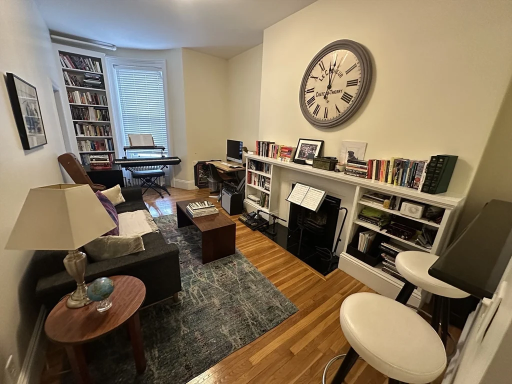 167 Beacon St, Back Bay