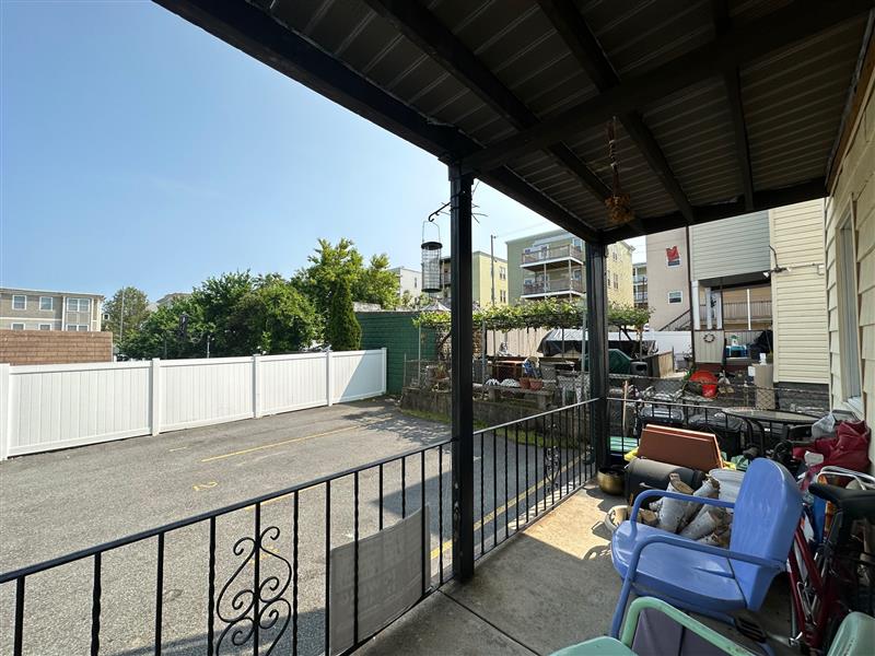 35 Edgar Ave, Winter Hill