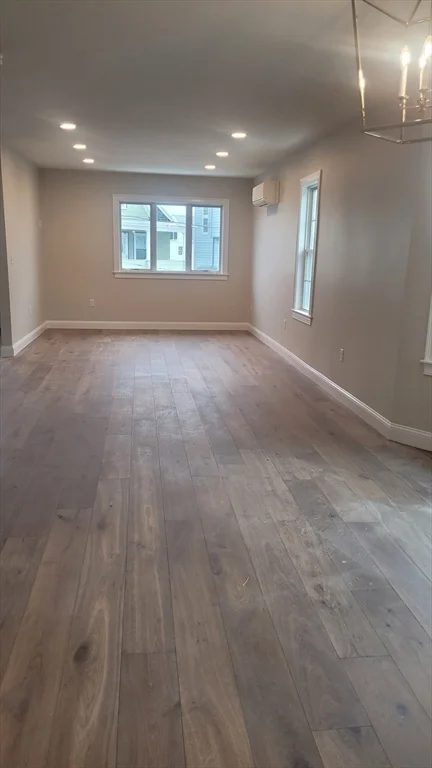 27 Amaranth Ave, Medford