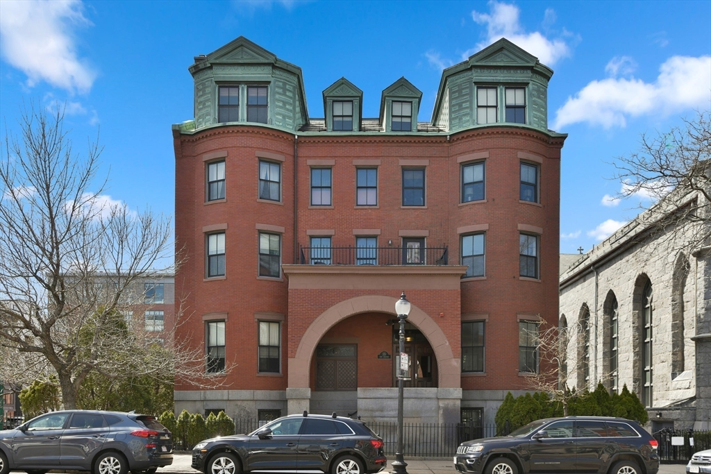 55 W Broadway, South Boston