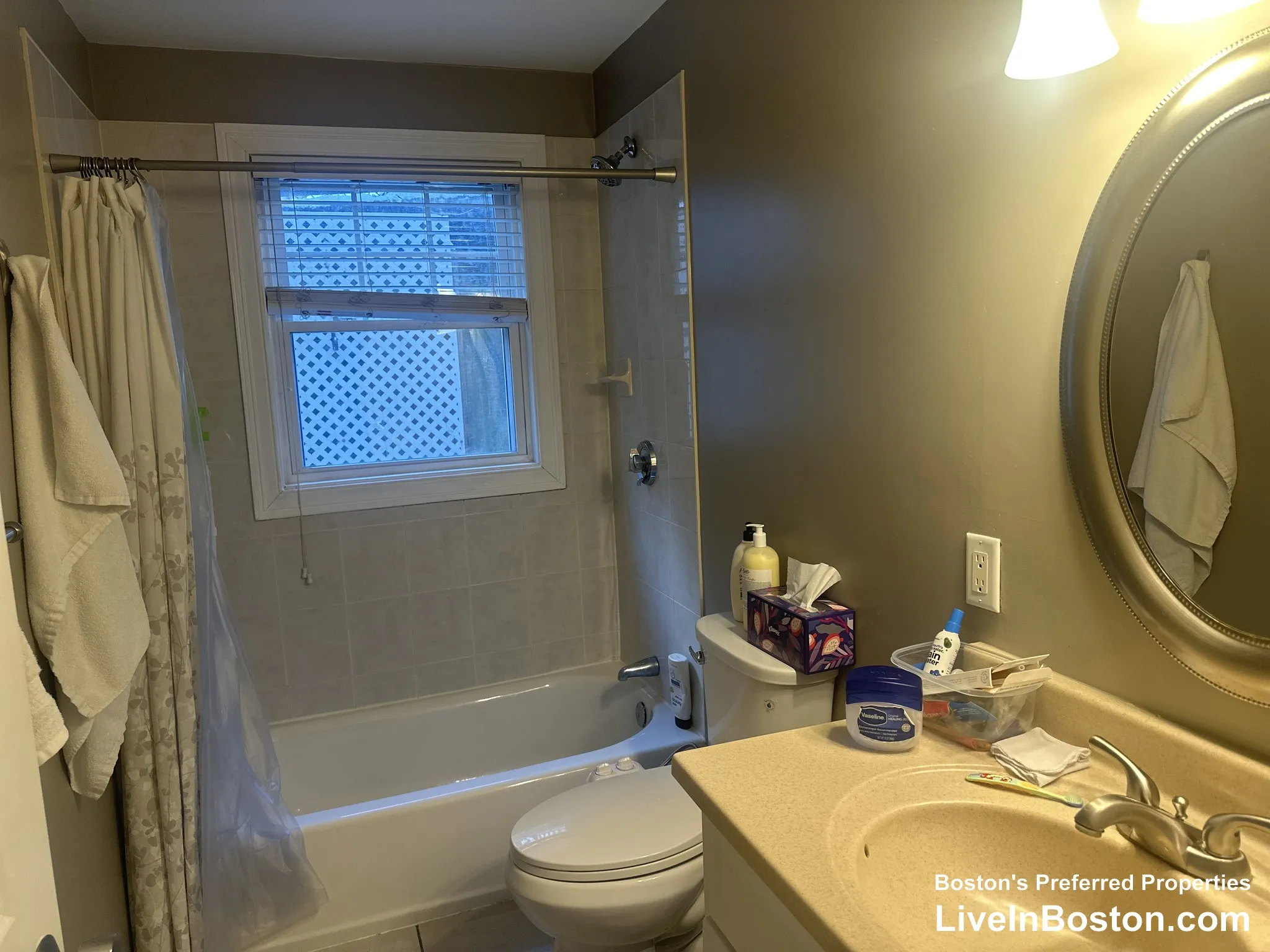 137 Calumet St, Mission Hill