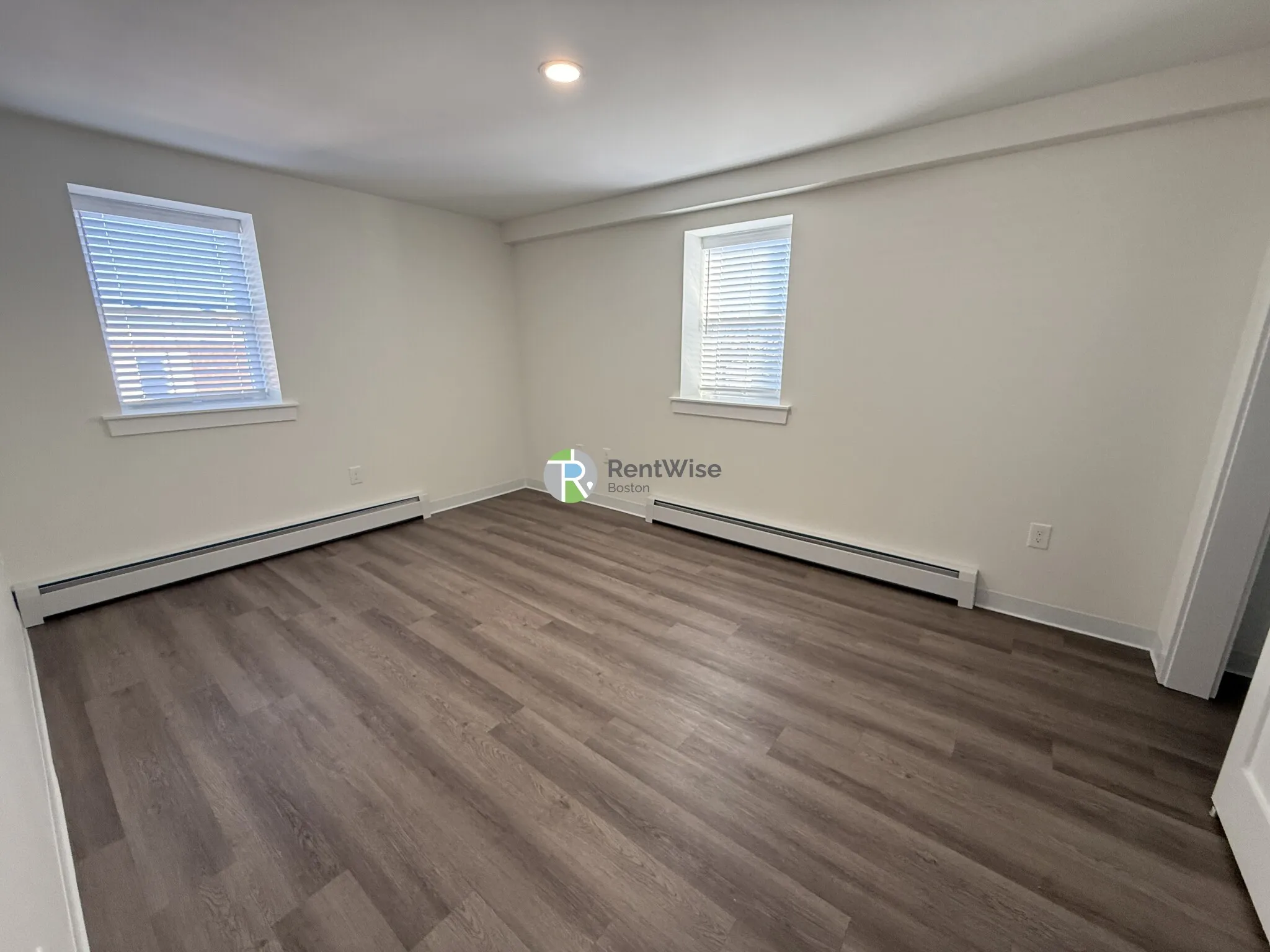 1741 Washington St, Braintree