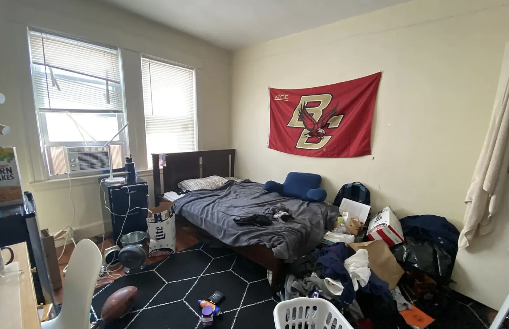 289 Foster, Brighton