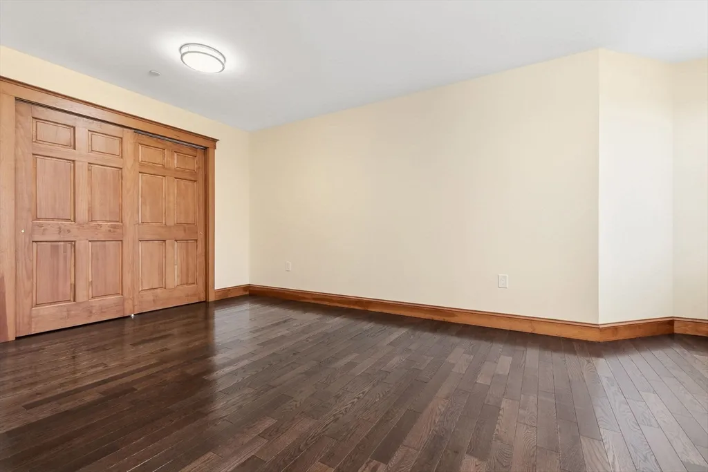 44 Maple St, Danvers Center