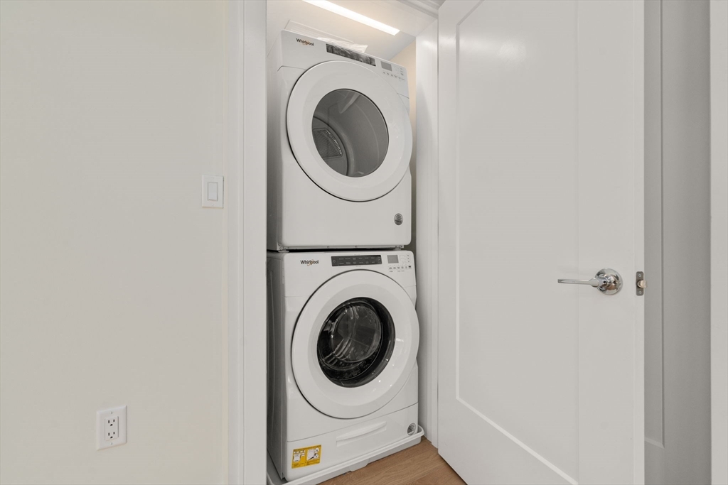 301 Border St, Central Square