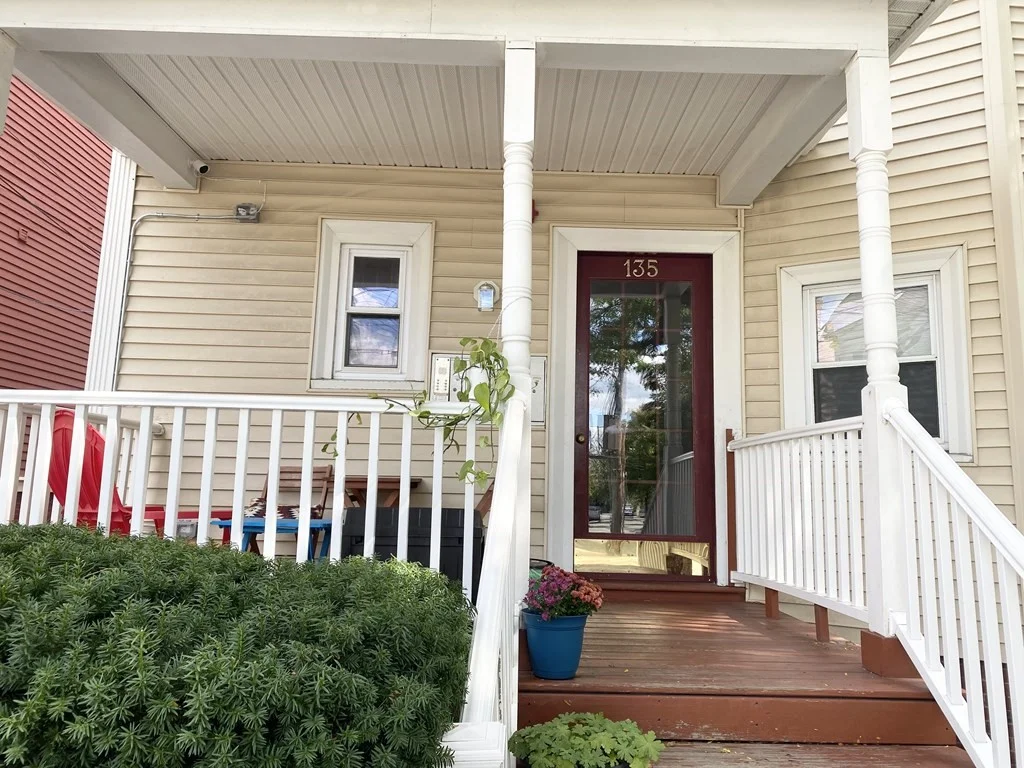 135 Central St, Winter Hill