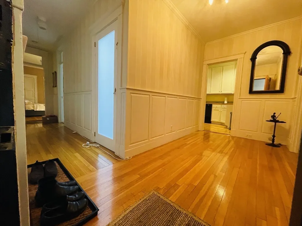 1988 Commonwealth Ave, Brighton