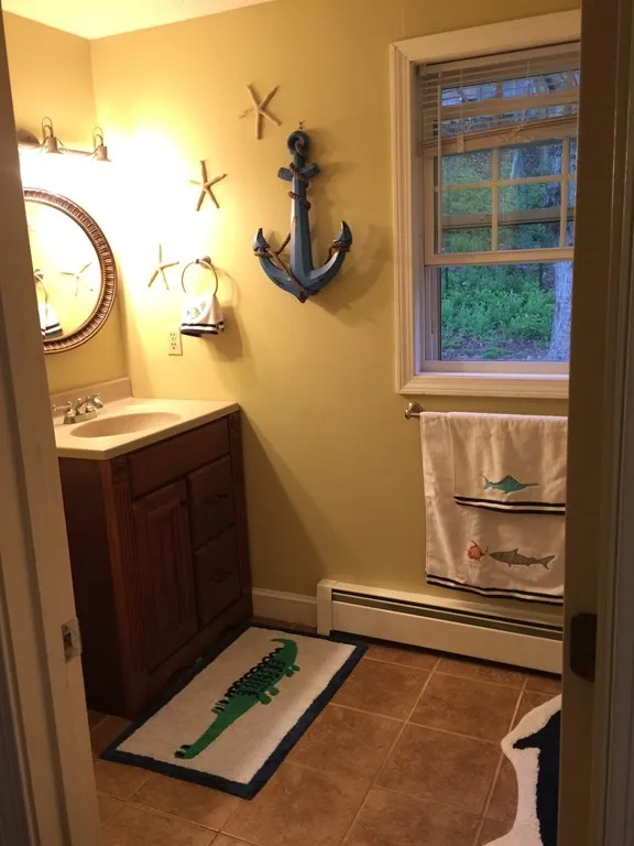 22 Sunrise, Bradford