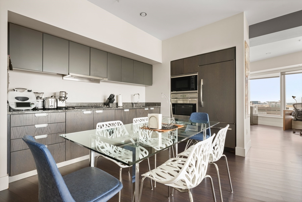 110 Stuart St, Back Bay