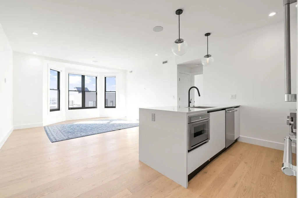 472 W Broadway, South Boston