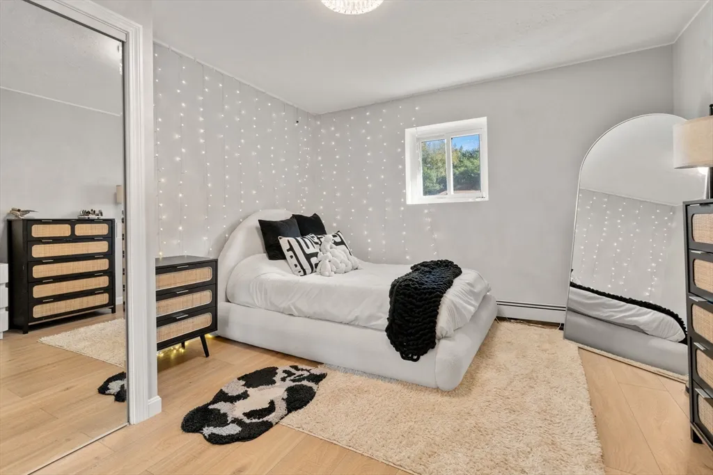 23 Westgate Rd, West Roxbury