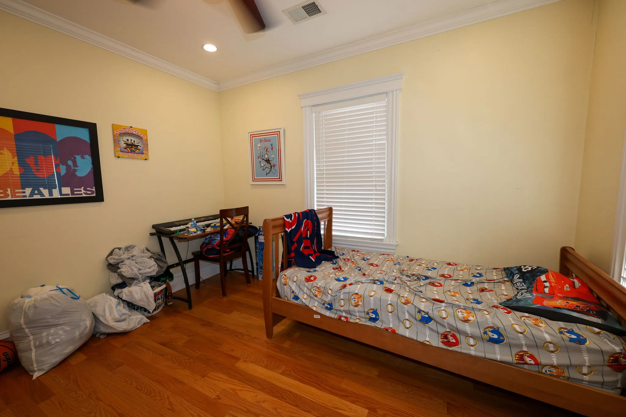 127 Nonantum St, Oak Square