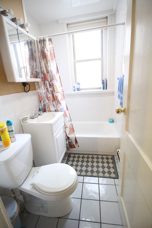 3 bed, 1 bath apartment for rent at 8 Ransom Rd Unit 17, Brighton — photo 6 of 7