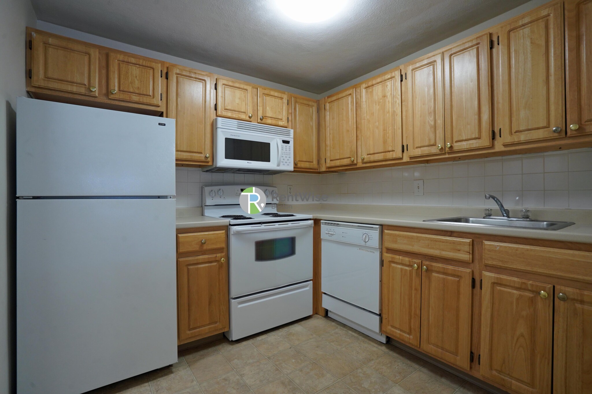 245 Main St, Watertown