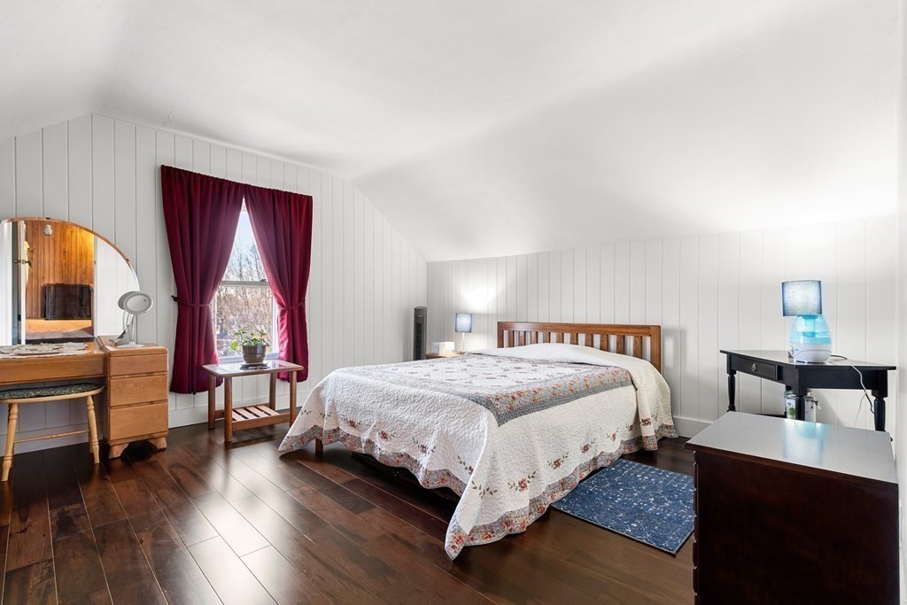 233 Main St, North Andover