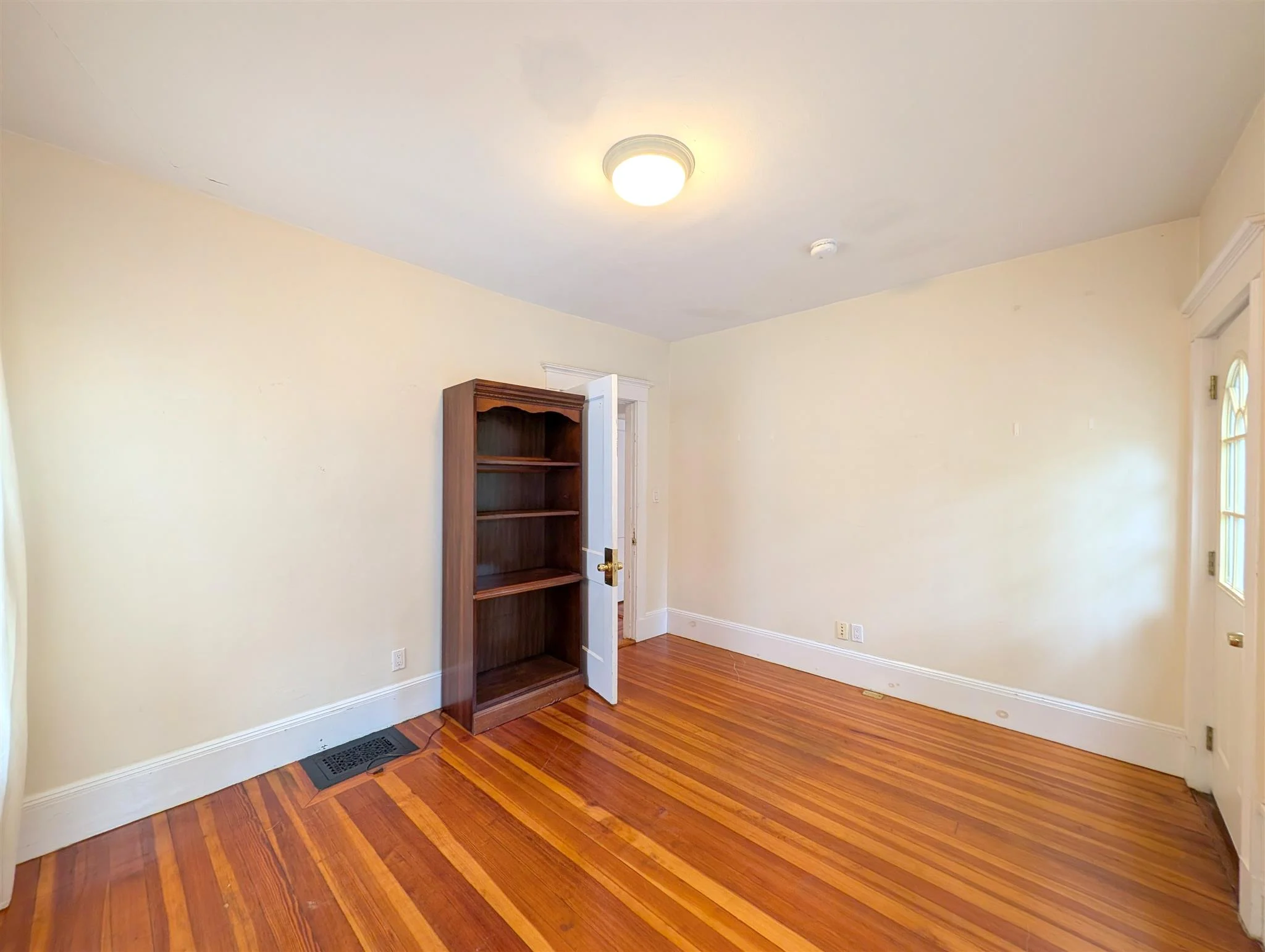 41 Ossipee Rd, Davis Square