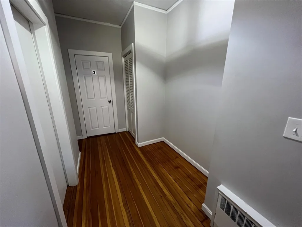 288 Meridian St, East Boston