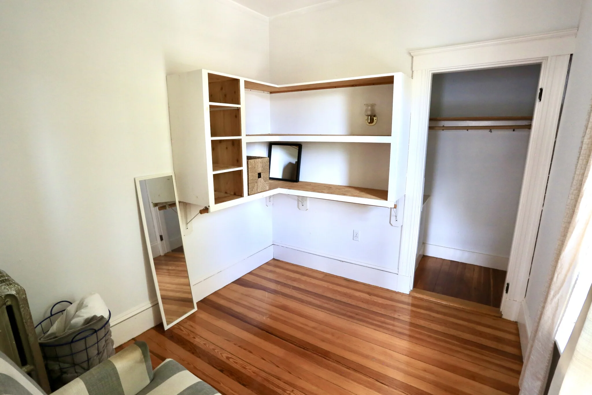 124 Forest St, Medford