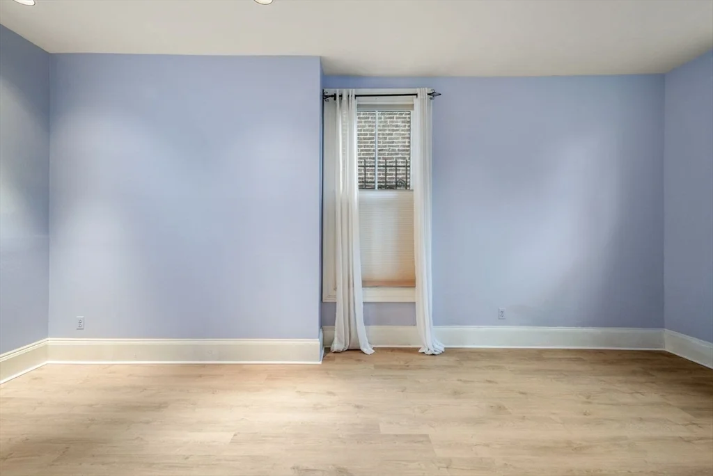 66 Waltham St, South End