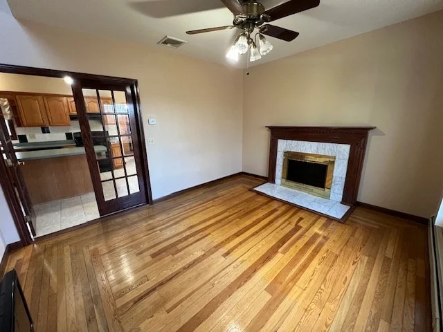 1657 Meridian, Fall River