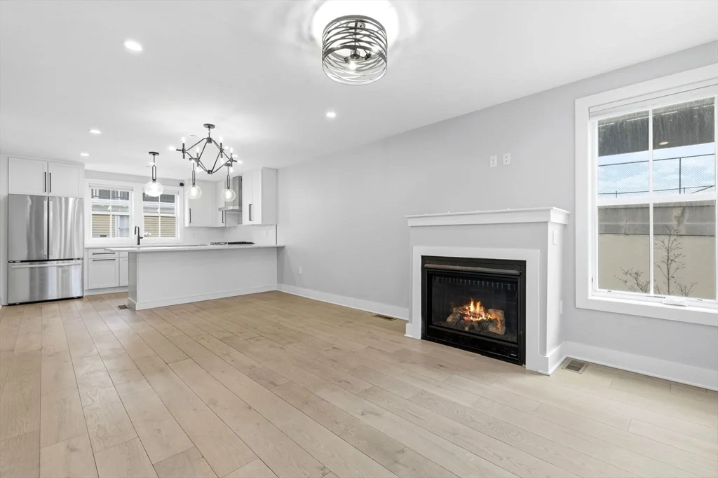 78 Tremont St, Charlestown