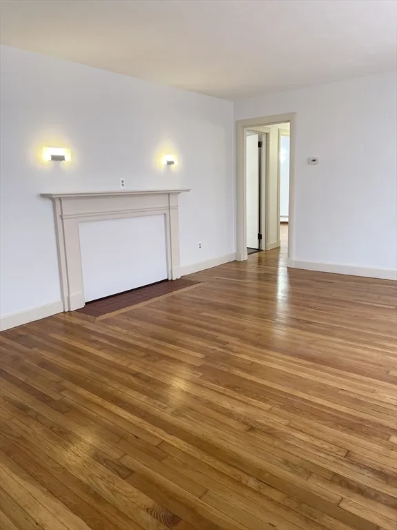 361 Mishawum Rd, Woburn