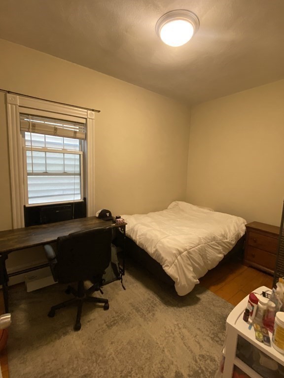 3 bed, 1 bath apartment for rent at 722 East 2nd Unit 1, South Boston — photo 11 of 21
