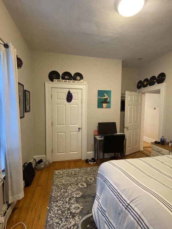 3 bed, 1 bath apartment for rent at 722 East 2nd Unit 1, South Boston — photo 8 of 21