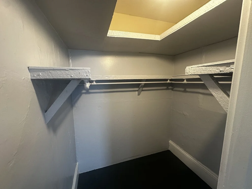 15 Dublin, Lowell