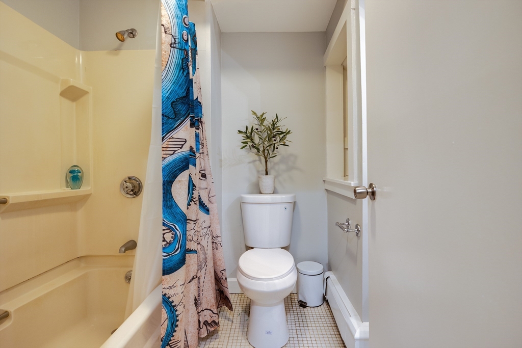 114 Trenton St, East Boston