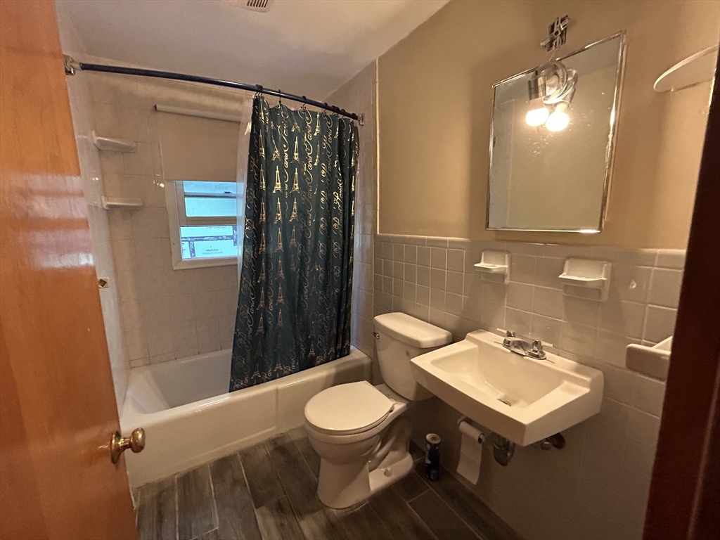 35 Ware St, West Somerville