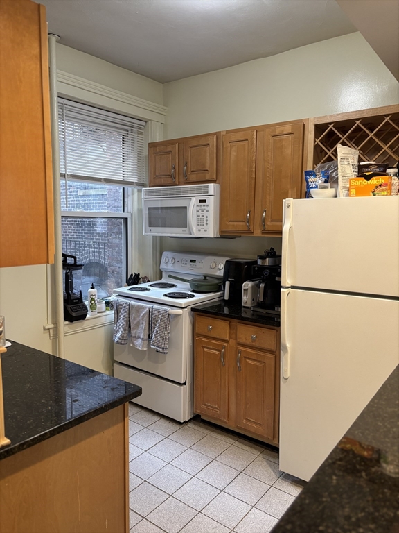 15 Queensberry St, Boston