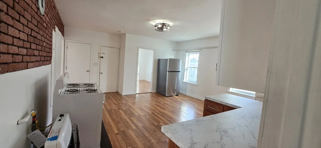 14 Orient St, Worcester