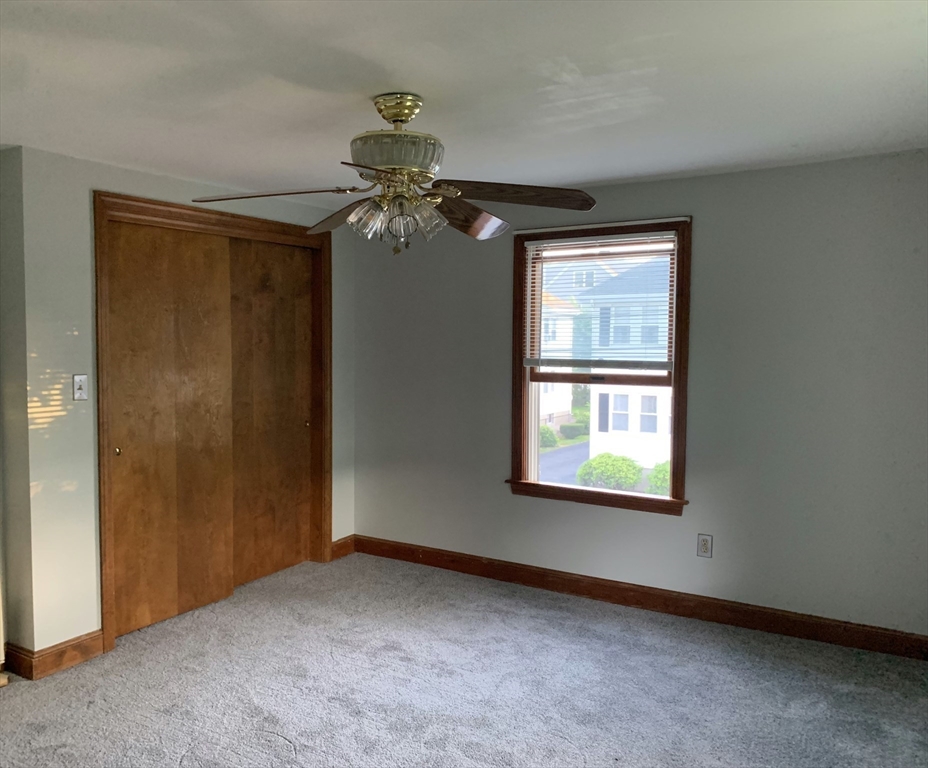 239 Grove St, Waltham