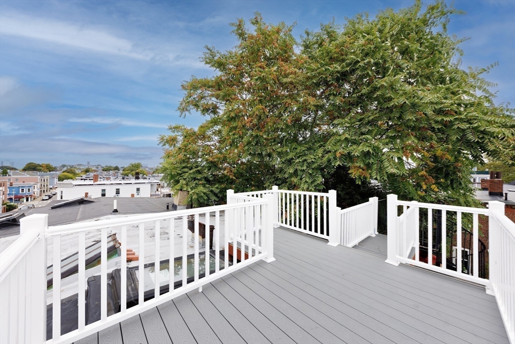 762 E 6, South Boston