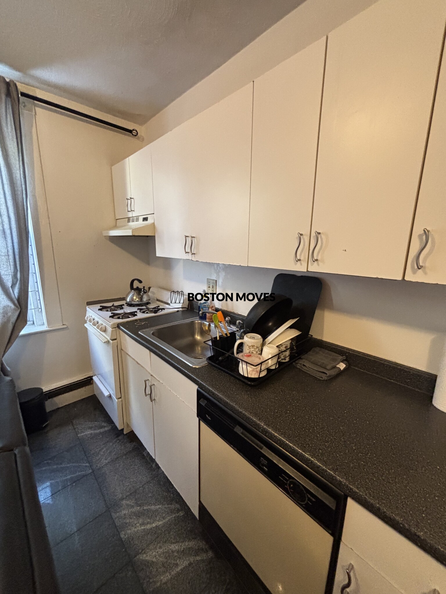 15 Scottfield Rd, Brighton