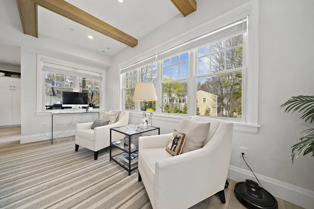144 Linden St, Wellesley