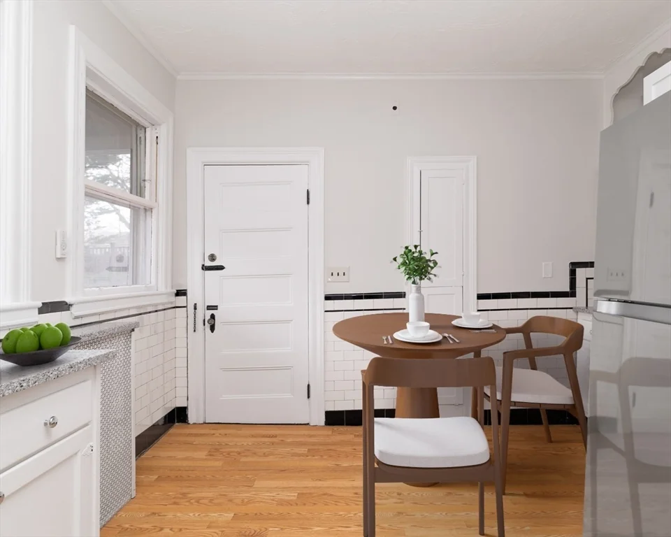 79 Naples, North Brookline