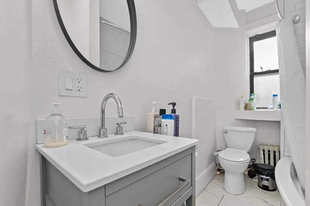 868 Huntington Ave, Mission Hill