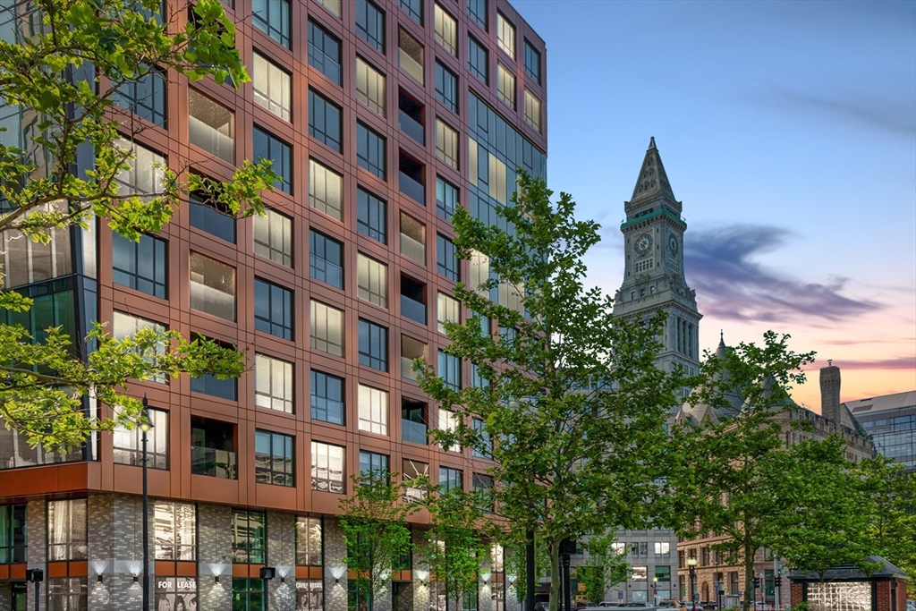 110 Broad St, Waterfront