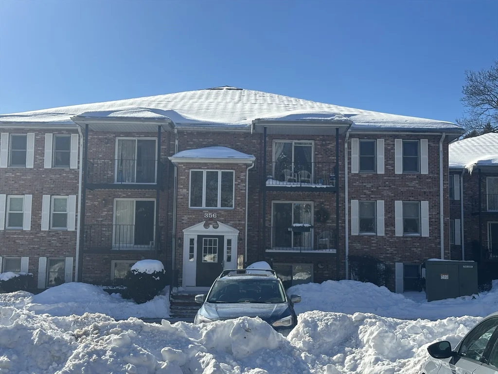 356 Neponset St, Norwood