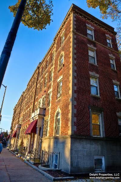 1610 Massachusetts Ave, Neighborhood Nine