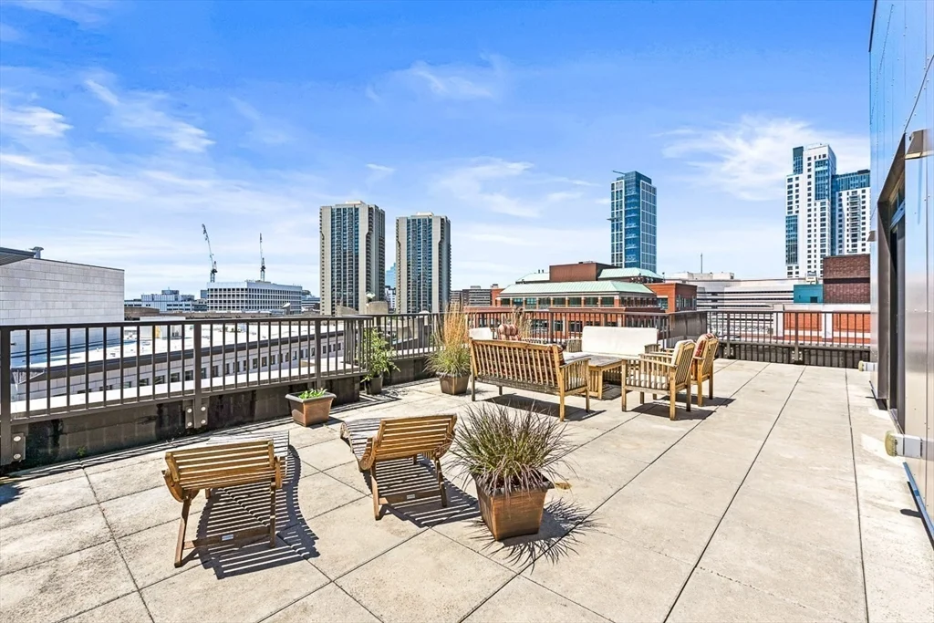 121 Portland St, North End